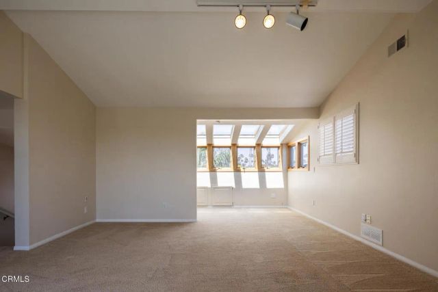 2462 Pierpont Boulevard, Ventura, CA 93001