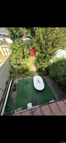 12-08 152nd Street, Whitestone, NY 11357