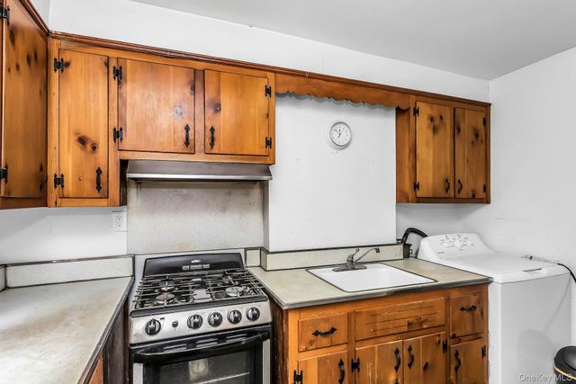12-08 152nd Street, Whitestone, NY 11357