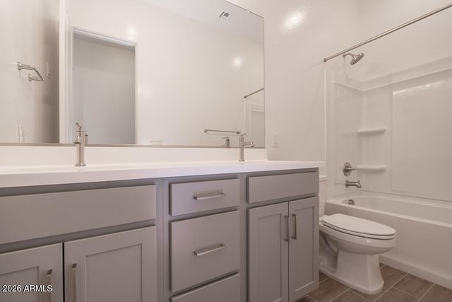 1993 E MILL Road, San Tan Valley, AZ 85140