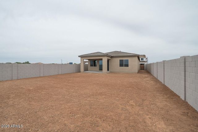 1993 E MILL Road, San Tan Valley, AZ 85140