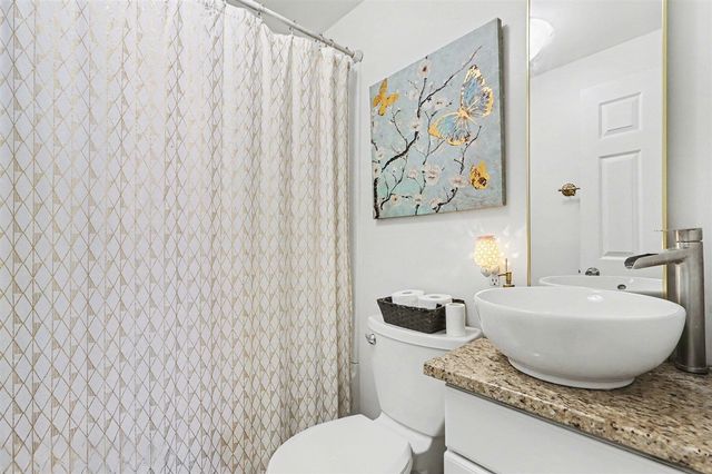 2427 Vanderbilt Avenue, Portage, MI 49024