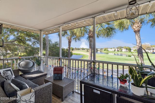 25 Vista Gardens Trail 203, Vero Beach, FL 32962