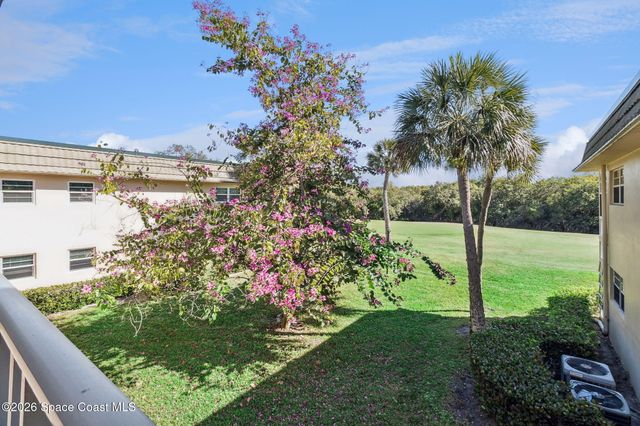 25 Vista Gardens Trail 203, Vero Beach, FL 32962
