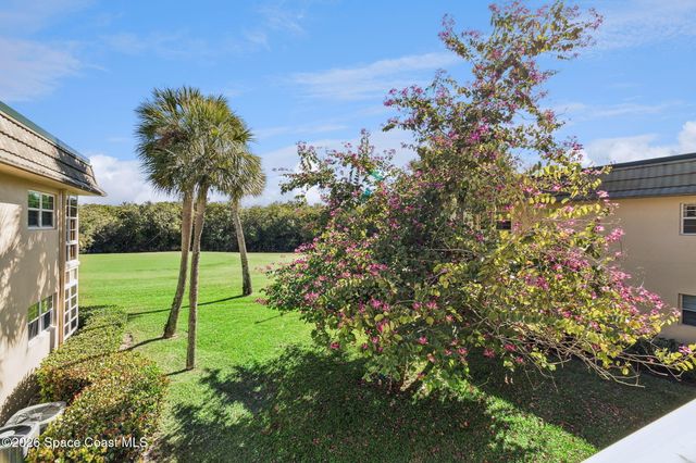 25 Vista Gardens Trail 203, Vero Beach, FL 32962