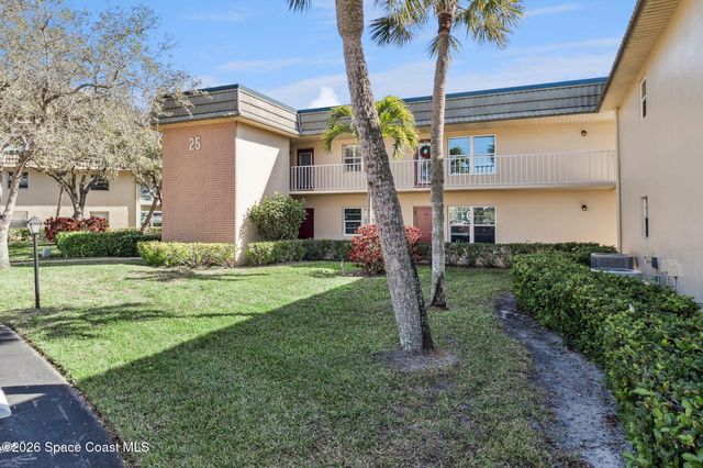 25 Vista Gardens Trail 203, Vero Beach, FL 32962