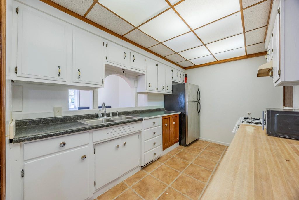 3905 Reservoir Boulevard, Columbia Heights, MN 55421