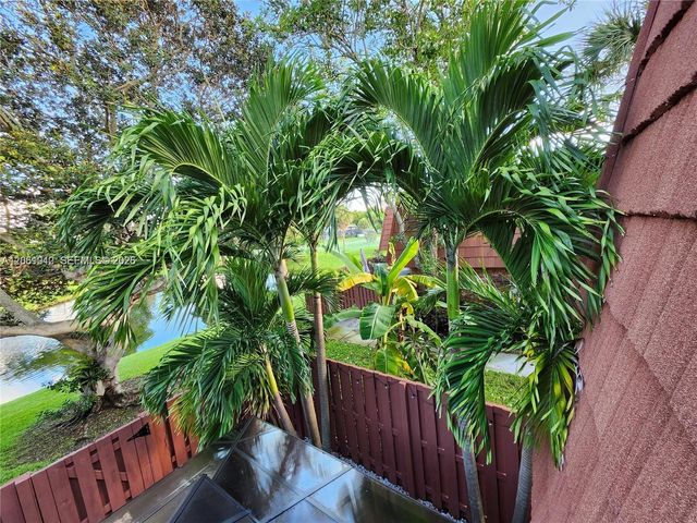 1460 Augusta Circle 134, Delray Beach, FL 33445