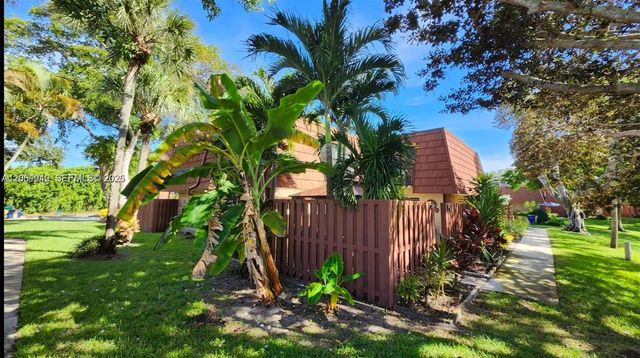 1460 Augusta Circle 134, Delray Beach, FL 33445