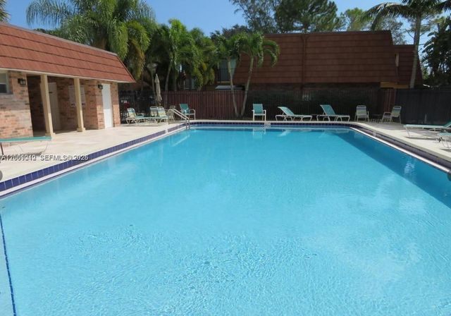 1460 Augusta Circle 134, Delray Beach, FL 33445