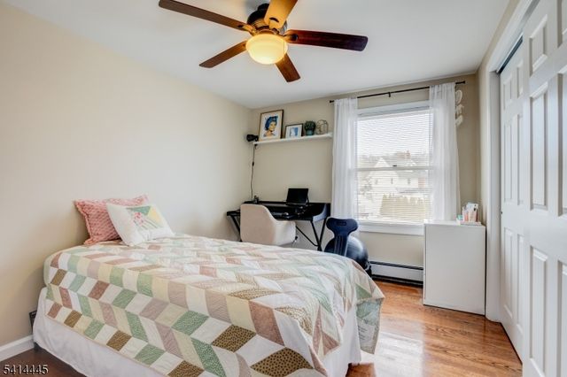 46 Walnut St, Pompton Lakes Boro, NJ 07442