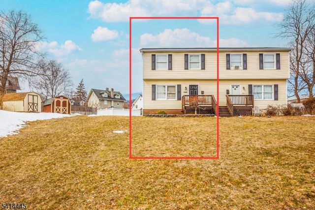 46 Walnut St, Pompton Lakes Boro, NJ 07442