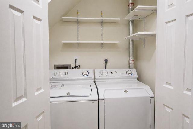2103 DOMINION HEIGHTS CT, Falls Church, VA 22043