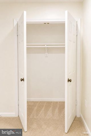 2103 DOMINION HEIGHTS CT, Falls Church, VA 22043