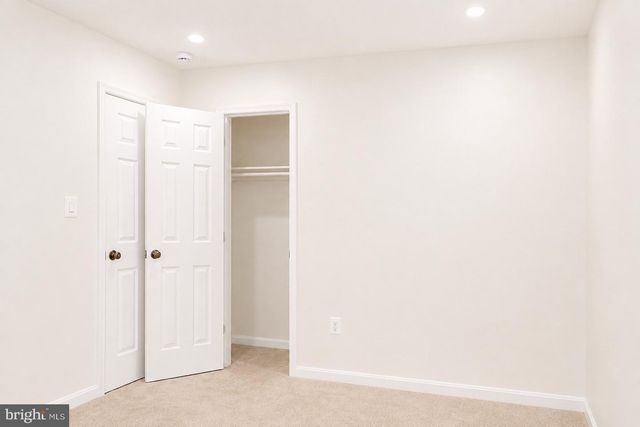 2103 DOMINION HEIGHTS CT, Falls Church, VA 22043
