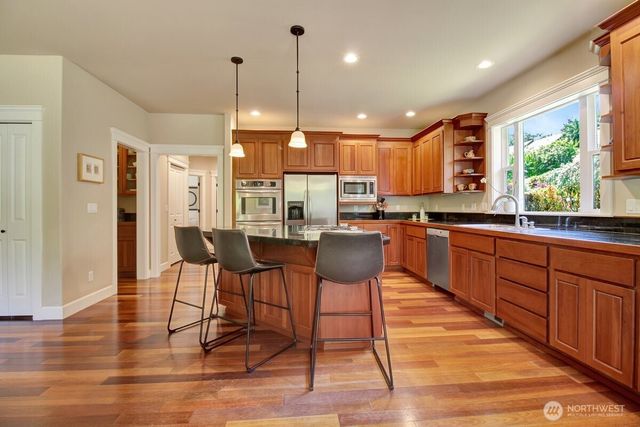 1165 Matterhorn Loop, Camano Island, WA 98282