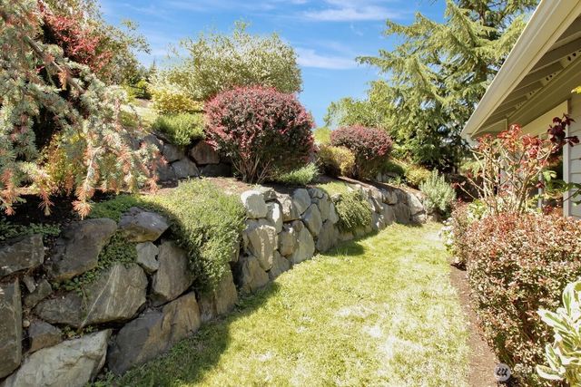 1165 Matterhorn Loop, Camano Island, WA 98282