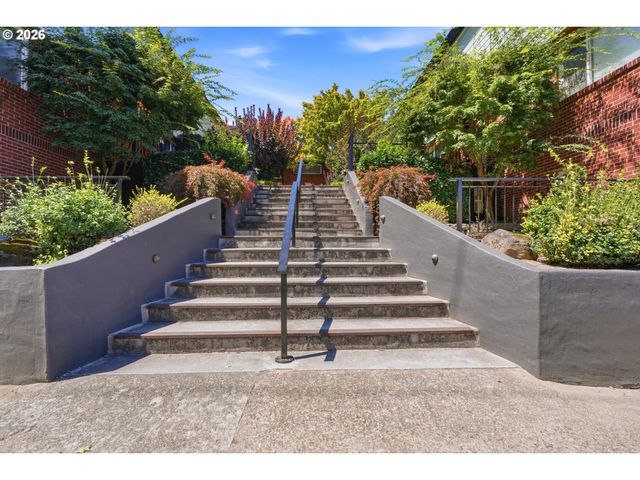 1419 Nw 23RD Ave, Portland, OR 97210
