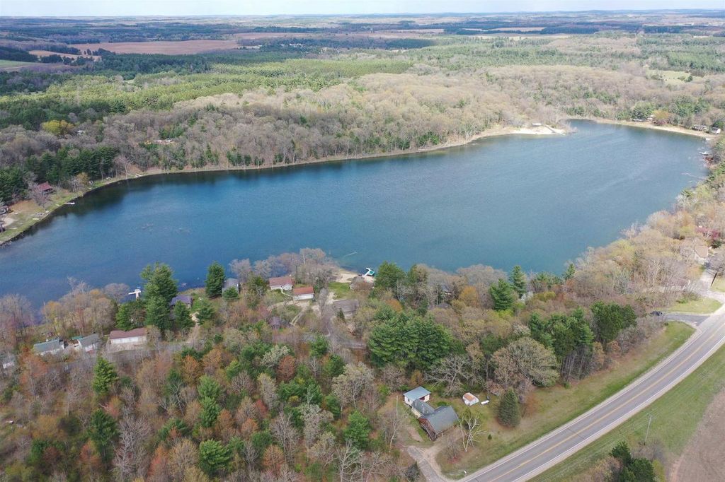 W10212 Hwy C, Wautoma, WI 54982