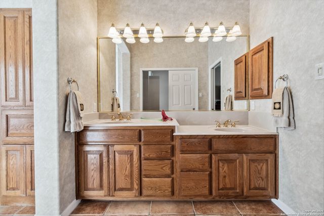 103 Arboleda, Boerne, TX 78006