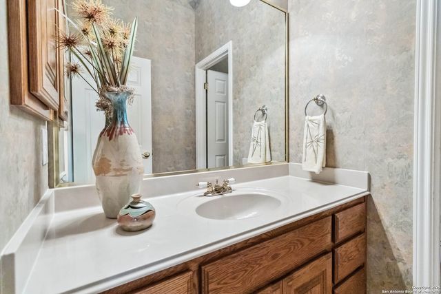 103 Arboleda, Boerne, TX 78006