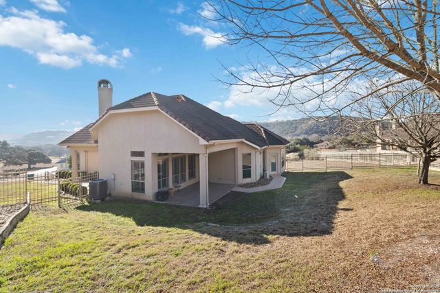 103 Arboleda, Boerne, TX 78006