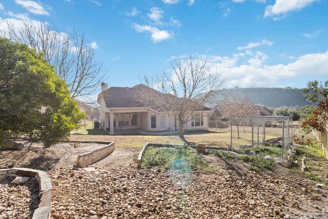 103 Arboleda, Boerne, TX 78006