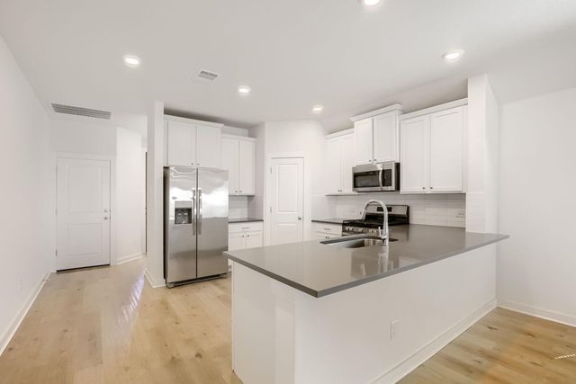 356 Brandywine RD, Hutto, TX 78634
