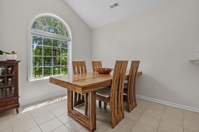 2119 Wentworth Dr., Myrtle Beach, SC 29575