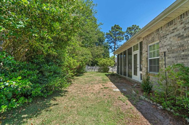 2119 Wentworth Dr., Myrtle Beach, SC 29575