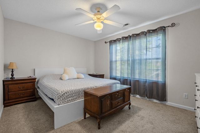 2119 Wentworth Dr., Myrtle Beach, SC 29575