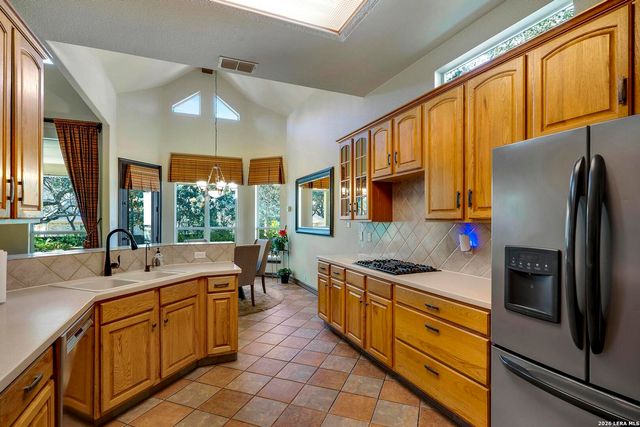 24805 Fairway Springs, San Antonio, TX 78260