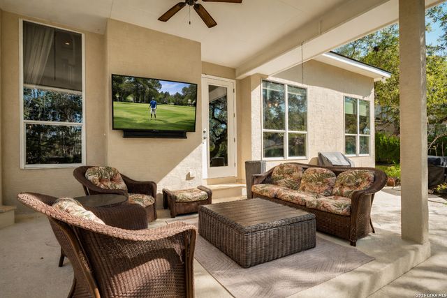 24805 Fairway Springs, San Antonio, TX 78260