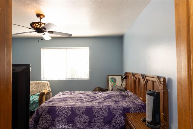 15078 Cactus, Hesperia, CA 92345