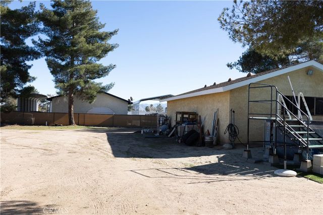 15078 Cactus, Hesperia, CA 92345