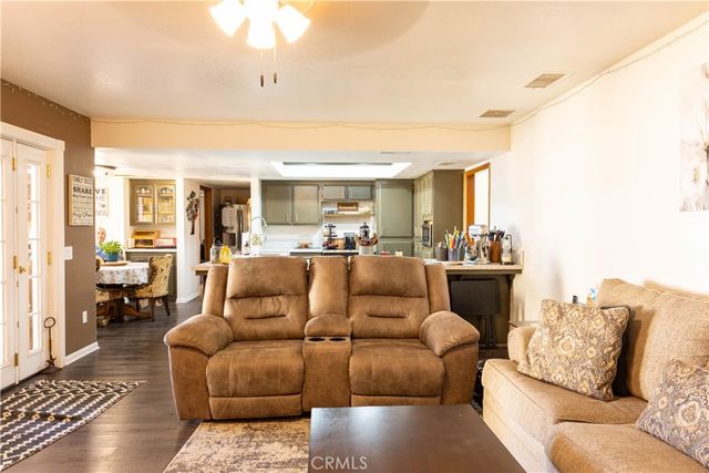 15078 Cactus, Hesperia, CA 92345