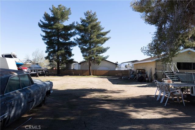 15078 Cactus, Hesperia, CA 92345