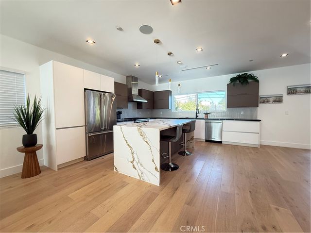 18039 Rosita, Encino, CA 91316