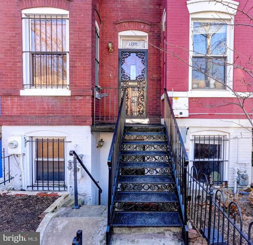1209 I ST SE, Washington, DC 20003