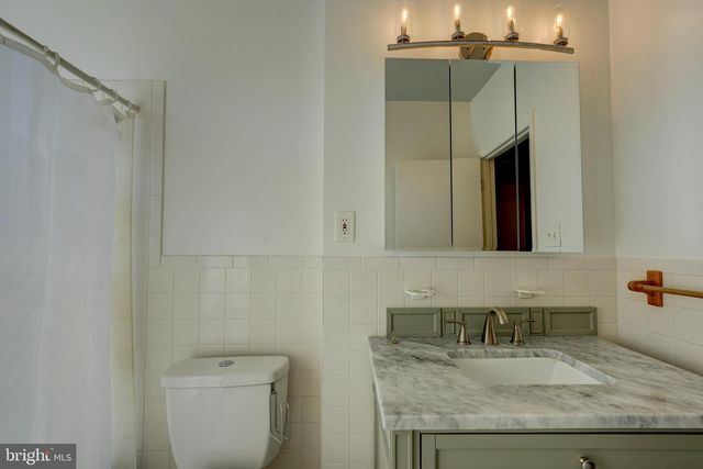 1209 I ST SE, Washington, DC 20003