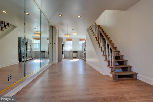 1209 I ST SE, Washington, DC 20003