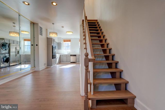1209 I ST SE, Washington, DC 20003