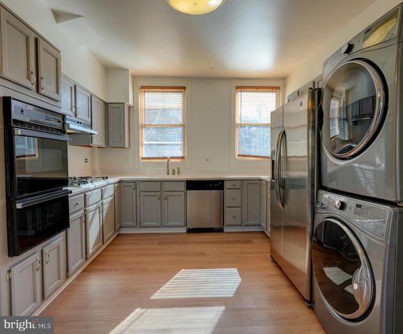 1209 I ST SE, Washington, DC 20003