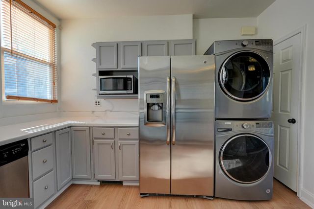 1209 I ST SE, Washington, DC 20003