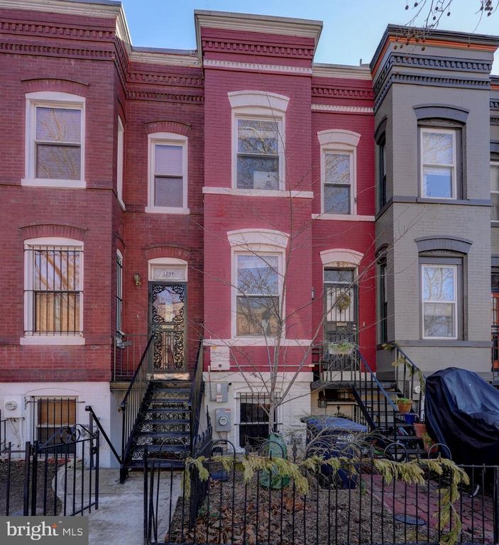 1209 I ST SE, Washington, DC 20003