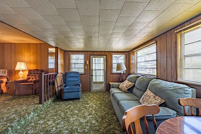 5330 BETMAR DRIVE, Zephyrhills, FL 33542