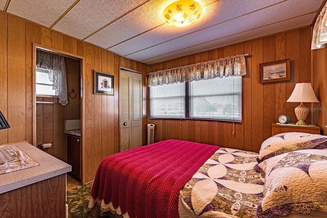 5330 BETMAR DRIVE, Zephyrhills, FL 33542