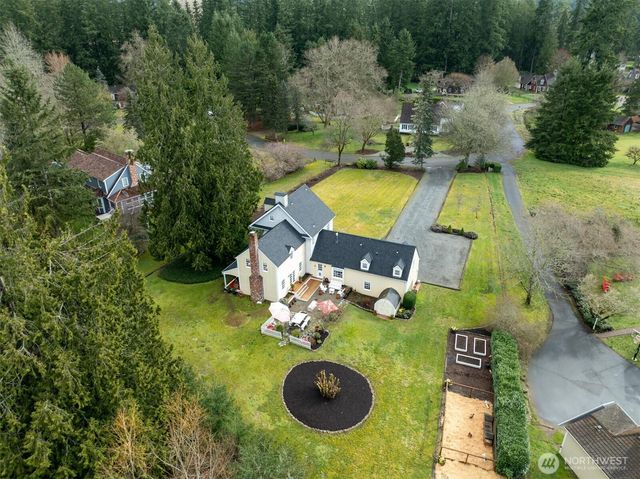 14707 Bear Creek Lane NE, Woodinville, WA 98077