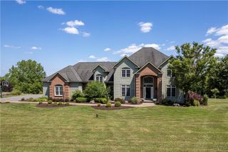4020 Deer Crossing Run, Pompey, NY 13104