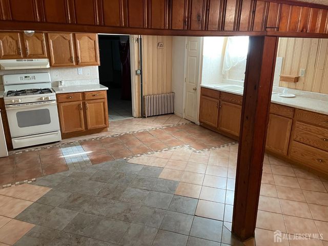 215 Karsey Street, Highland Park, NJ 08904